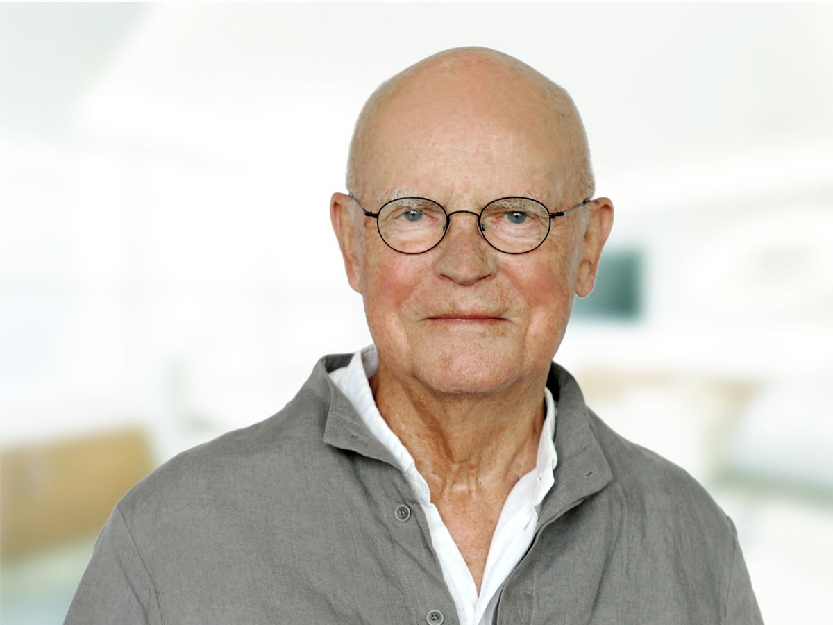 Lawyer, Notary retd.